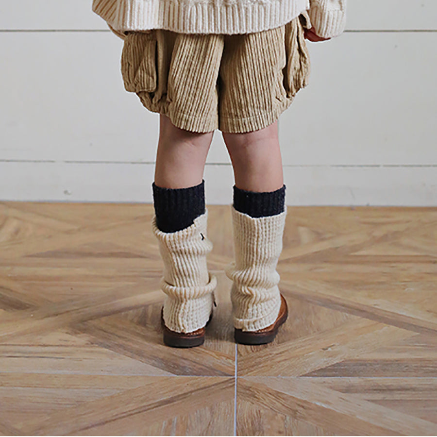 Tambere :: Alyth Knitted Warmer Ivory