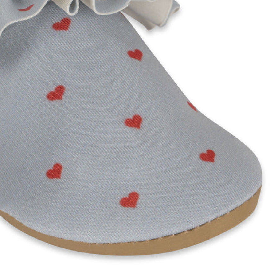 Konges Sloejd :: Twinkle Frill Swim Shoes Du Coeur Glacier