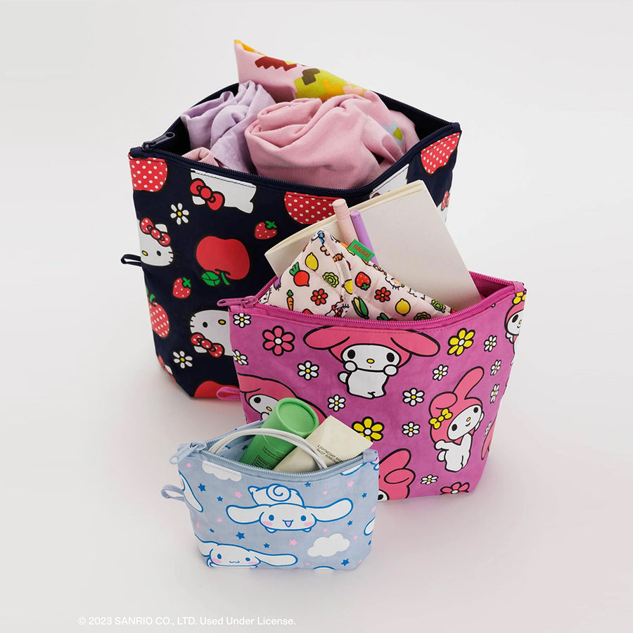 Baggu :: Hello Kitty And Friends Go Pouch Set