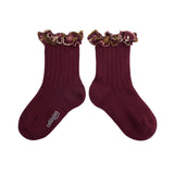 Collegien :: Anemone Embroidered Ruffle Ribbed Ankle Socks 640