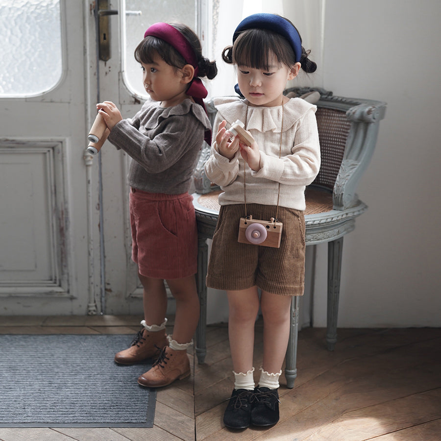 Mes Kids Des Fleurs :: Frill Collar Sweater Beige