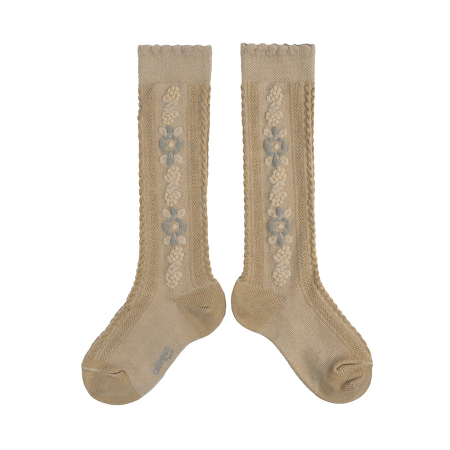Collegien :: Dalia Jacquard Flower Knee High Socks 226