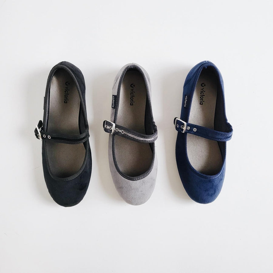 Victoria :: Oda Velvet Mom Ballerina Marino