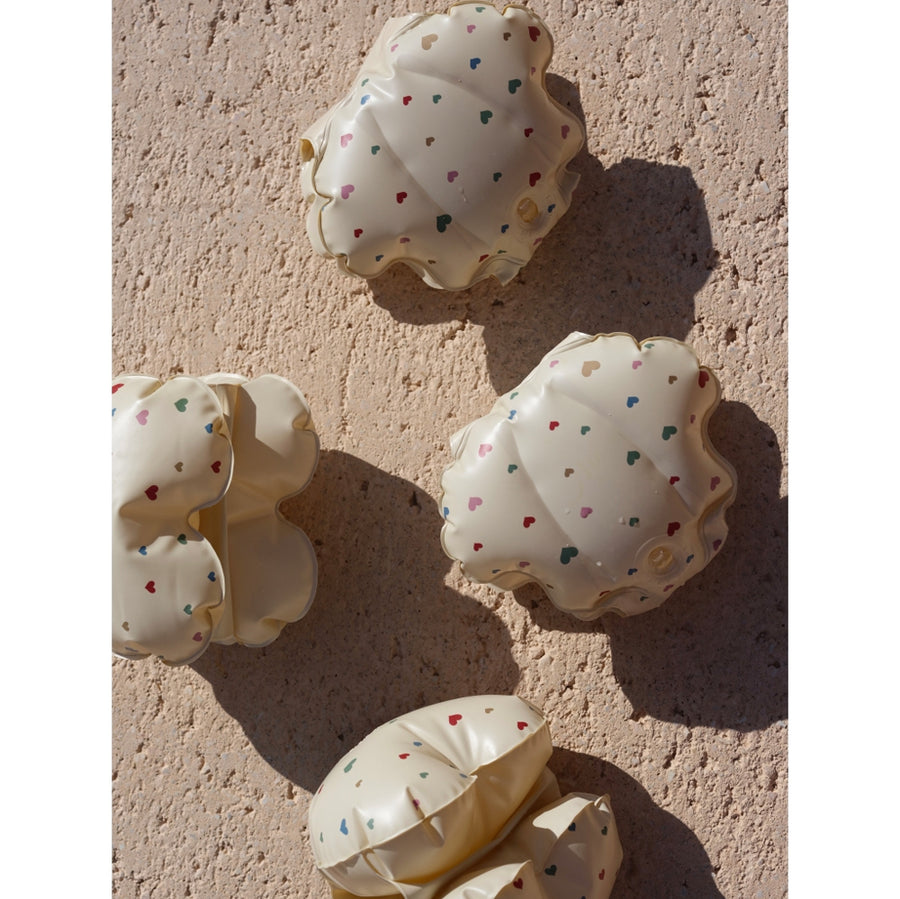 Konges Sloejd :: Water Wings Shell Multi Hearts
