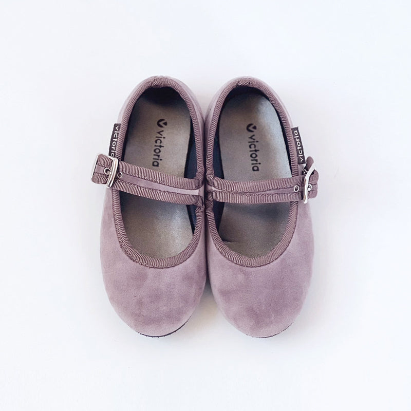 Victoria :: Oda Velvet Mary Jane Lavanda
